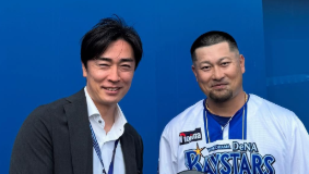 「和田毅、DeNAキャンプ地を訪問！仲間たちの奮闘を激励」