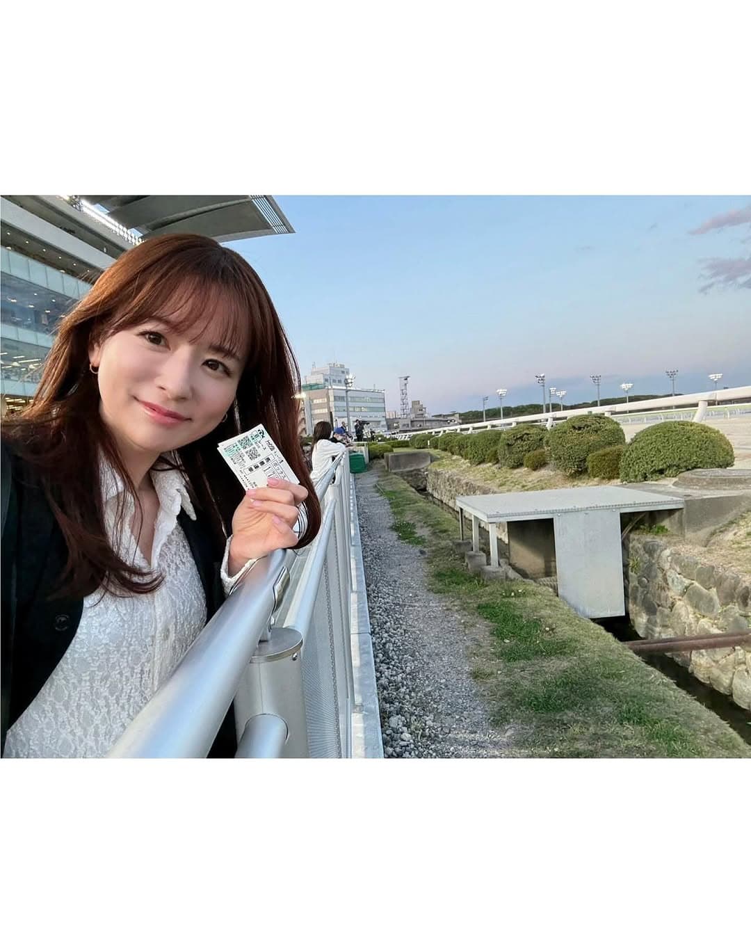 皆藤愛子、楽しすぎる1人大井競馬場を紹介！