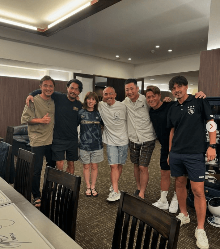 松井大輔、アスリート仲間との「アスリートな会」を投稿 – 各スポーツの垣根を越えた交流