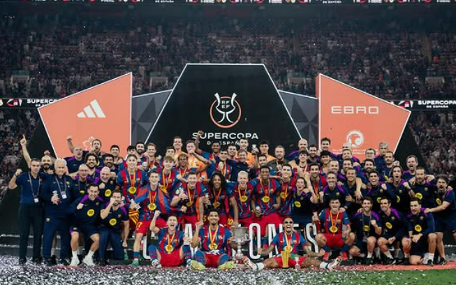 「We did it！」レヴァンドフスキが歓喜投稿 バルセロナ スーパーカップで優勝