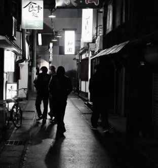 『探す背中』に込められた想い、京本大我は「探しているけれど、手が届かないもの」を表現か