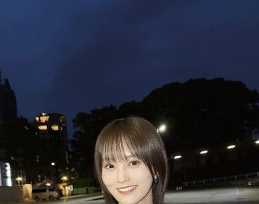 「全身ショットを見せてくれるなんて…」山本彩の膝上スカート姿にファン絶叫‼