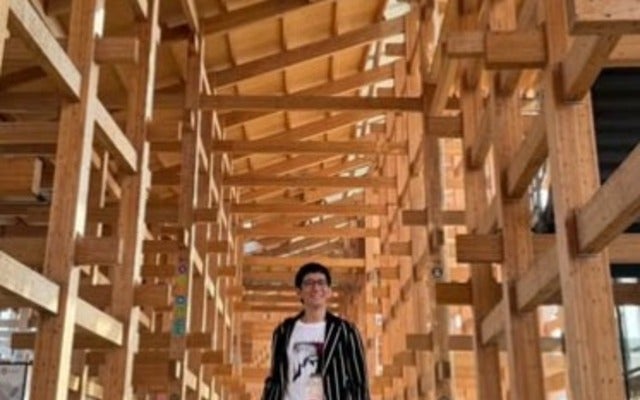 アンタッチャブル柴田が万博のリングの柱に感動する！