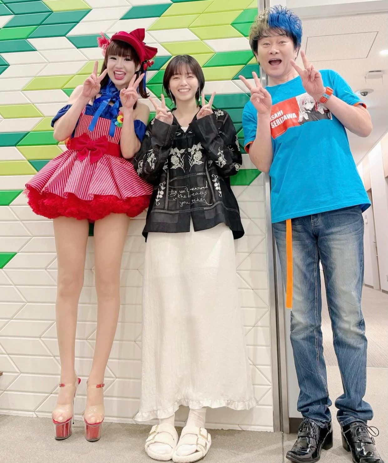 「かわいいが混み合ってる♡」かつみ＆さゆり＆西野七瀬、3ショットにファン歓喜！
