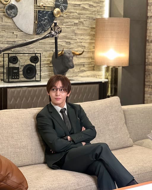 「最後まで頑張ってください」山田涼介のカッコ良すぎるドラマオフショットを披露