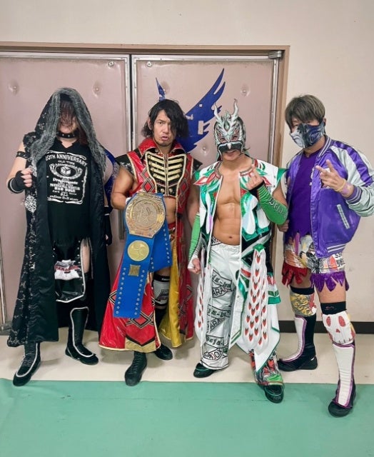 熱狂！プロレスラー・横須賀ススム、DRAGONGATE鹿児島大会でファンと