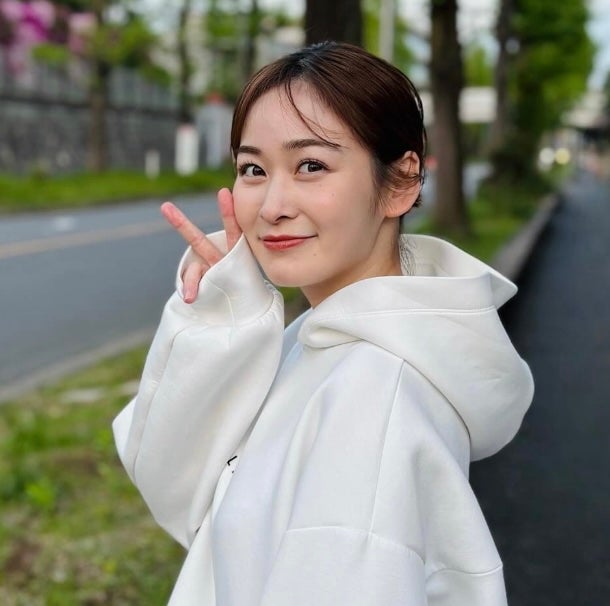 「一生パーカー党」日テレアナが