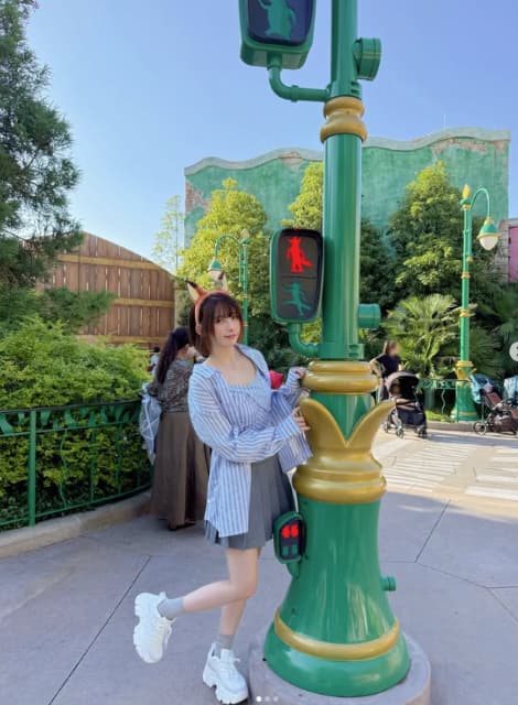 「先月初めて行った上海ディズニー」えなこが上海ディズニーへ