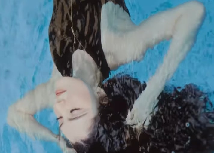 ハン・ソヒが水中での撮影シーンを披露し「まるでリアルマーメイド」