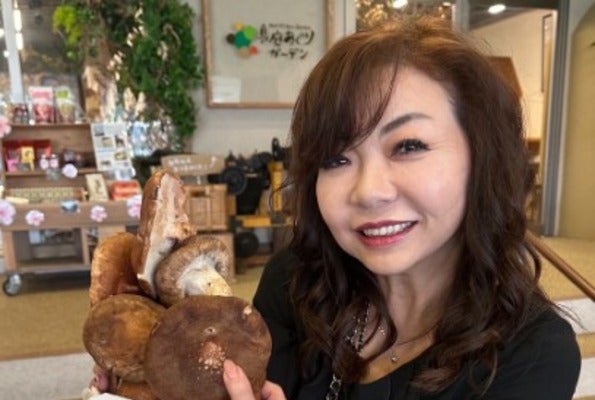 「野菜が安くてびっくり」ハイヒール・モモコが岡山の道の駅で買い物！？