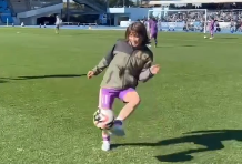 吉田沙保里、澤穂希と夢のマンツーマン練習！なでしことの贅沢体験に感激！