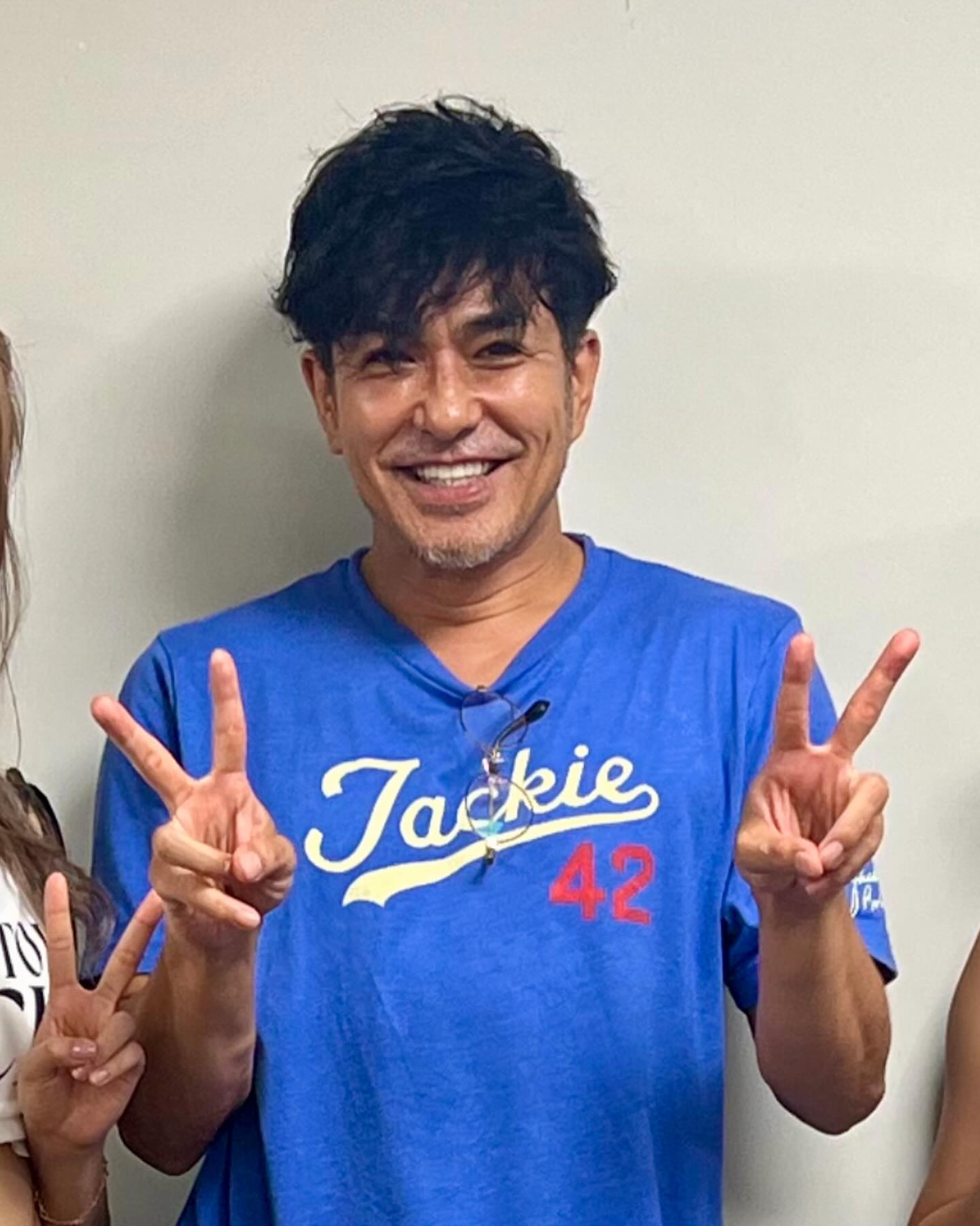 「たぶんONCEの中で一番イケメン」あの人気俳優がTWICEのコンサートに参戦し「初めて手が震えた」