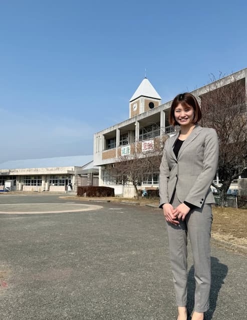 熊本比奈、母校で講演！『夢を追い、挑戦し続ける力』子どもたちにエールを送る