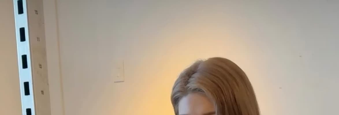 「いつか、コレか！？コレなのか！？を掴む日が来ると信じて頑張ります」狩野舞子、背中のトレーニング動画を公開！