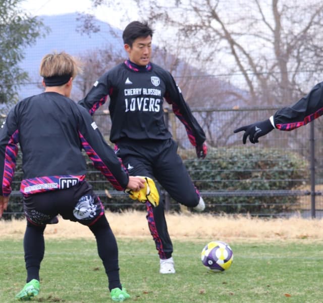 プロサッカー選手の都倉賢、今年から栃木シティに移籍に「『J3優勝』を成し遂げること」が使命感！