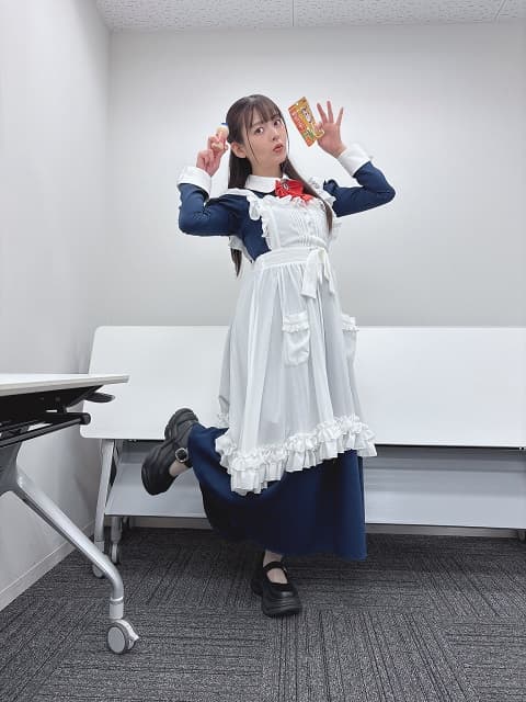 ぐうぜん家にあった!?声優・上坂すみれがメイド服姿で『僕とロボコ』イベントに出演！