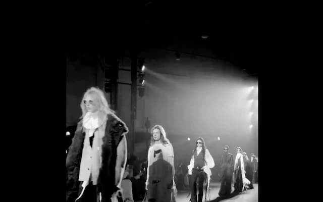 ミュージシャン・清春がパリでの仕事を動画で公開