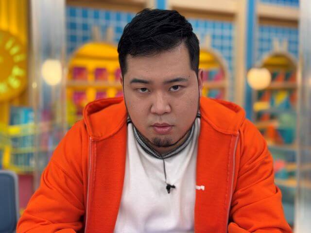 M-1王者がキメ顔を披露！「けむてゃ勇ましい笑」