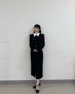 「顔が！小さい！」スタイル抜群・衝撃の8頭身ショット公開 最新投稿にいいね続々