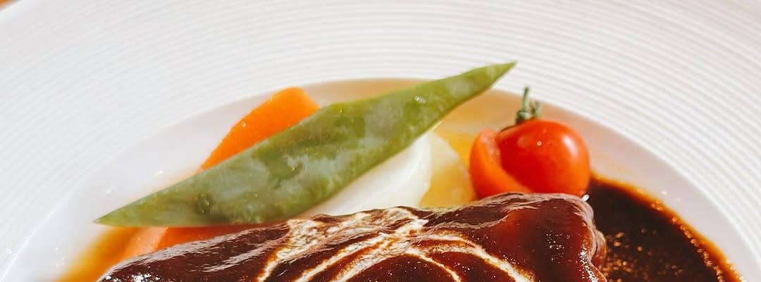 「◯◯◯シチューにしか見えない」有吉弘行、高級ロールキャベツを堪能！