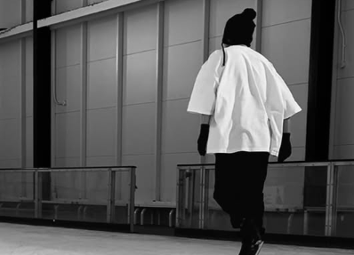 増田貴久、「氷艶」練習ショット公開にファン歓喜　「後ろ姿もカッコいい！」