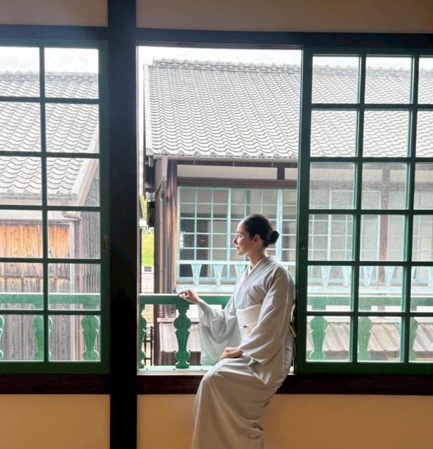 穏やかな横顔に込めた祈り…吉田羊、長崎で平和を願う瞬間