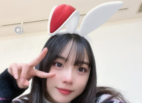 松本麗世、ウサ耳ショットが話題！「可愛すぎる」の声が殺到！