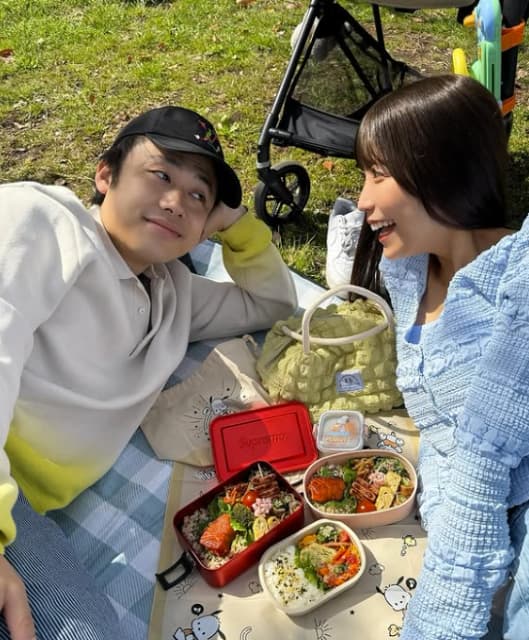 YouTuber・ゆんの家族お花見ショットでファンほっこり。手作り弁当も公開