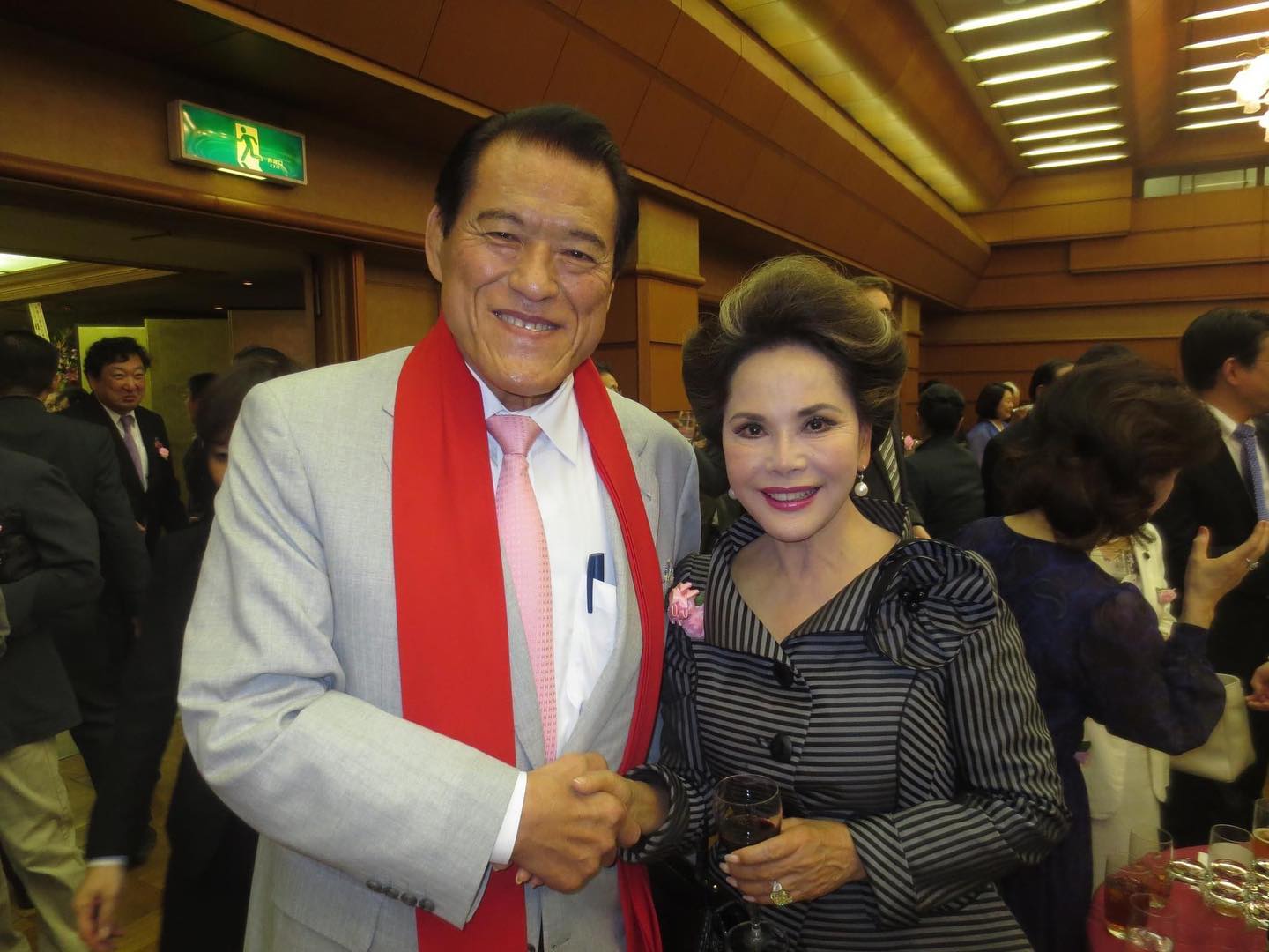 デヴィ夫人がアントニオ猪木さんを追悼「北朝鮮への来訪でご縁がございました。」