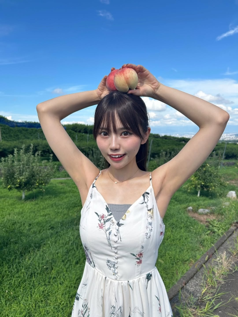 美ワキ全開ショットにファン悶絶⁉