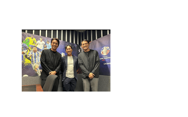 元サッカー日本代表の前園がかつての戦友と解説で共演！