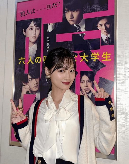 「学祭風コーデしてみました」山下美月、映画『6人の嘘つきな大学生』企画の”特別授業”を担当！激カワスタイルも大好評