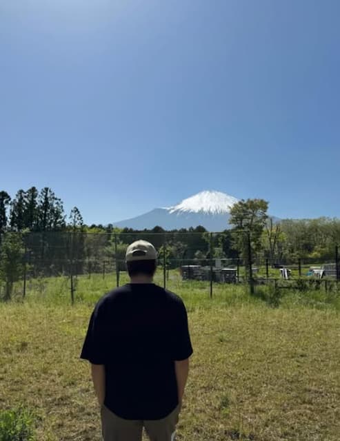 金子侑司が愛犬と富士山ショットを投稿！