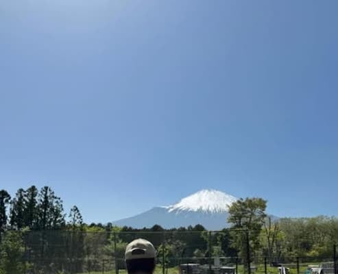 金子侑司が愛犬と富士山ショットを投稿！