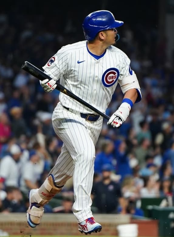 「完璧弾！！」鈴木誠也、第17号ホームランにファン歓喜！貴重な追加点で勝利に貢献