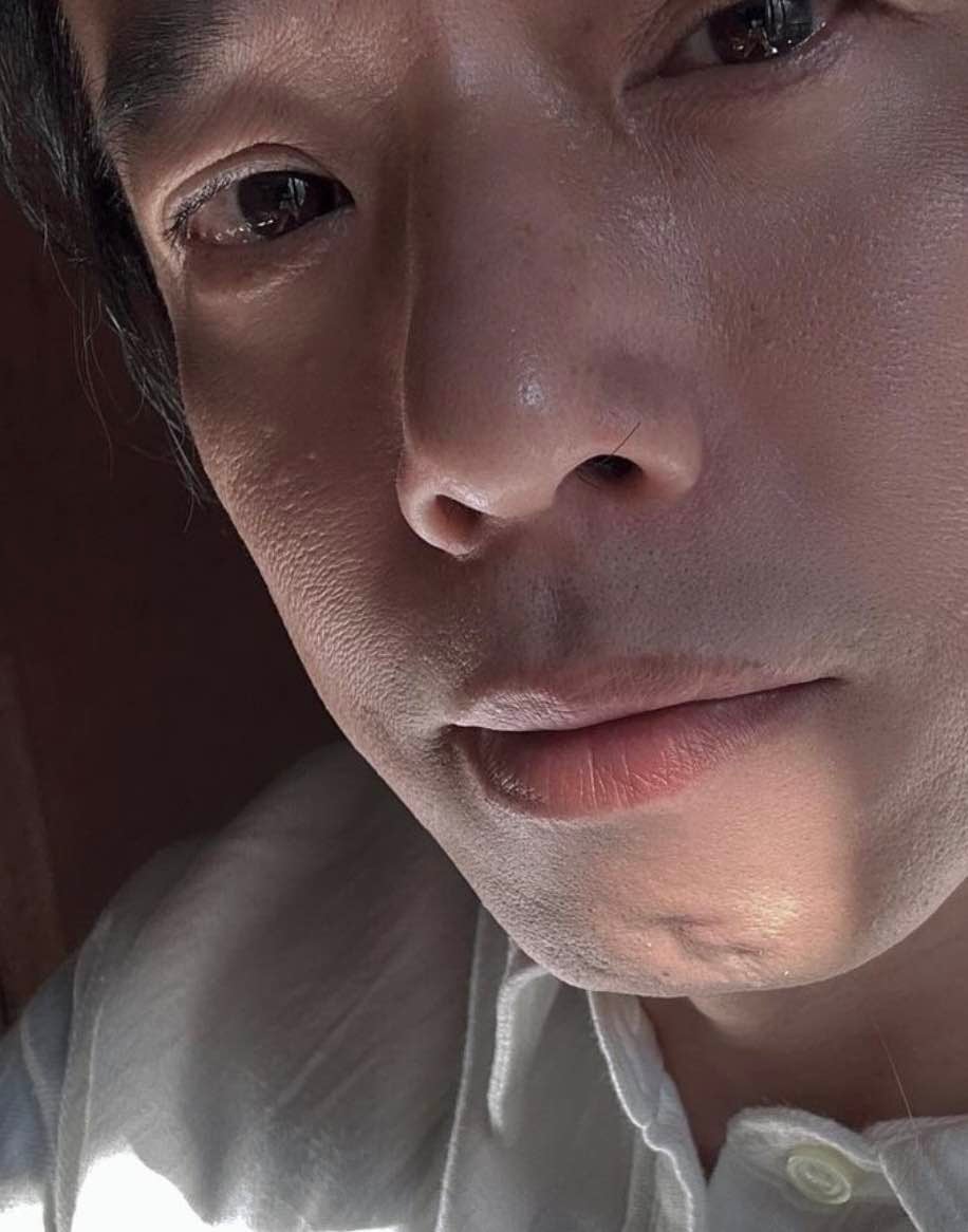 「良い事ありそう」あの人気芸人が「朝から昇り鼻毛発見！？」