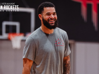 NBA ロケッツ主将の夏トレ全開！新シーズンへ向けた“進化ボディ”にファン熱視線