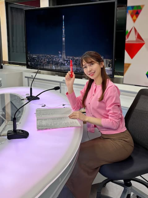 “サクラカラー”で心もほっこり！？アメリカ出身のセントフォース所属アナがピンクコーデのオフショットを披露！