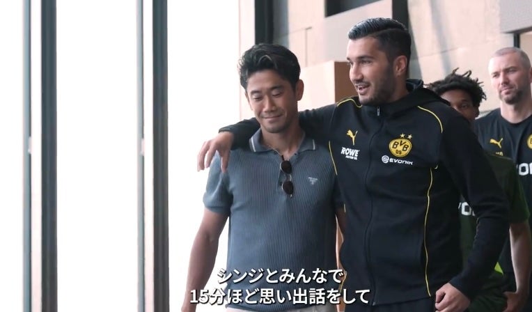 「シンジは最高の例だ」現ドルトムント指揮官が選手の前で香川真司について語る