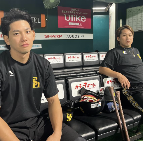 栗原陵矢「とにかく寂しい！！！」FA移籍決定の甲斐拓也との2Sを大量投稿し話題に