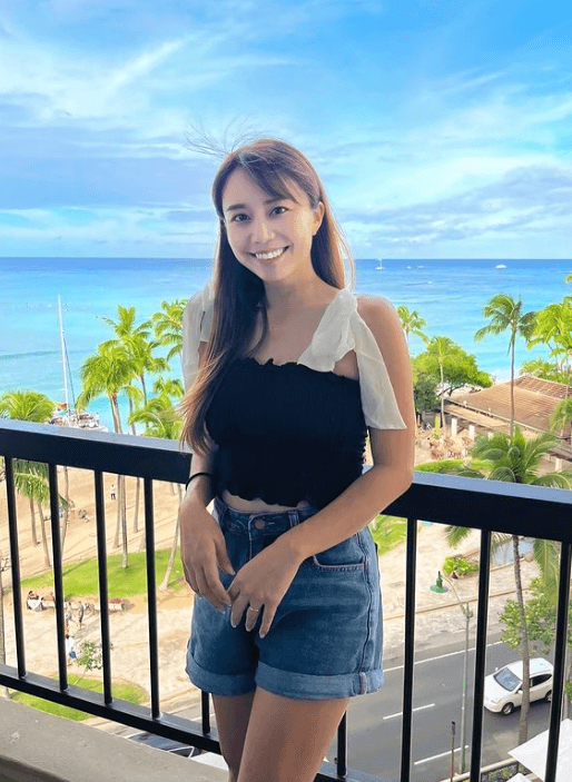 美女インフルエンサー・とくさき、”ワイキキビーチ”をバックに100％スマイル！ファン「可愛いよ」とメロメロ