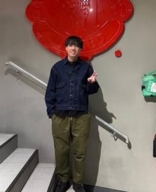 宮澤佳汰、マンチェスター・ユナイテッドの聖地「オールドトラフォード」を満喫