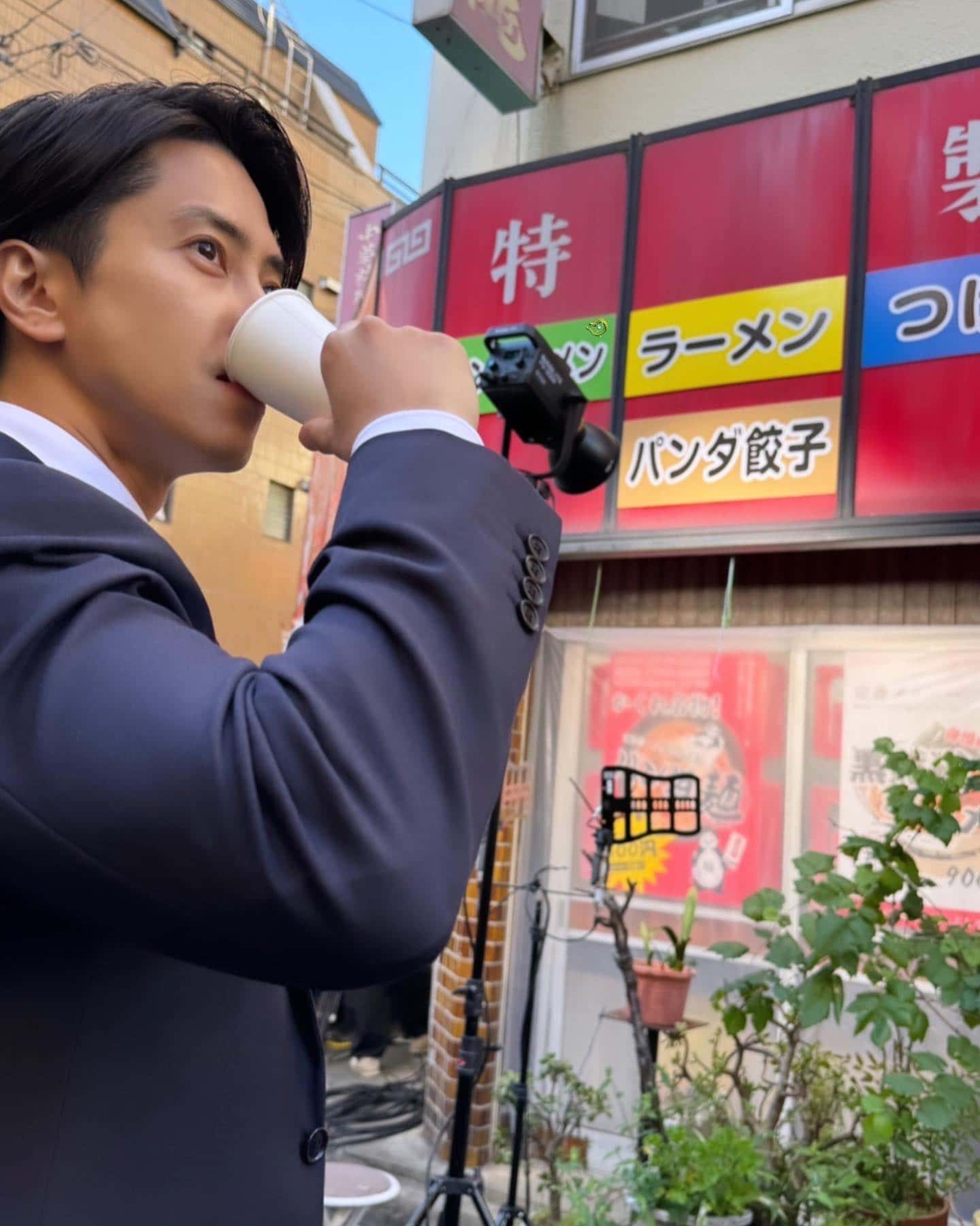 山下智久 スーツ姿を公開💖  ファン「ずっと着いていくよ〜」