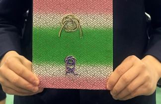 ギャル曽根、息子の卒業に涙「宝物が増えました」　感動のお手紙に「泣いちゃうよね」