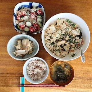 「ここまでやってくれるお嫁さんなかなかいない」妊娠中・タレントの最新投稿に衝撃の声続々