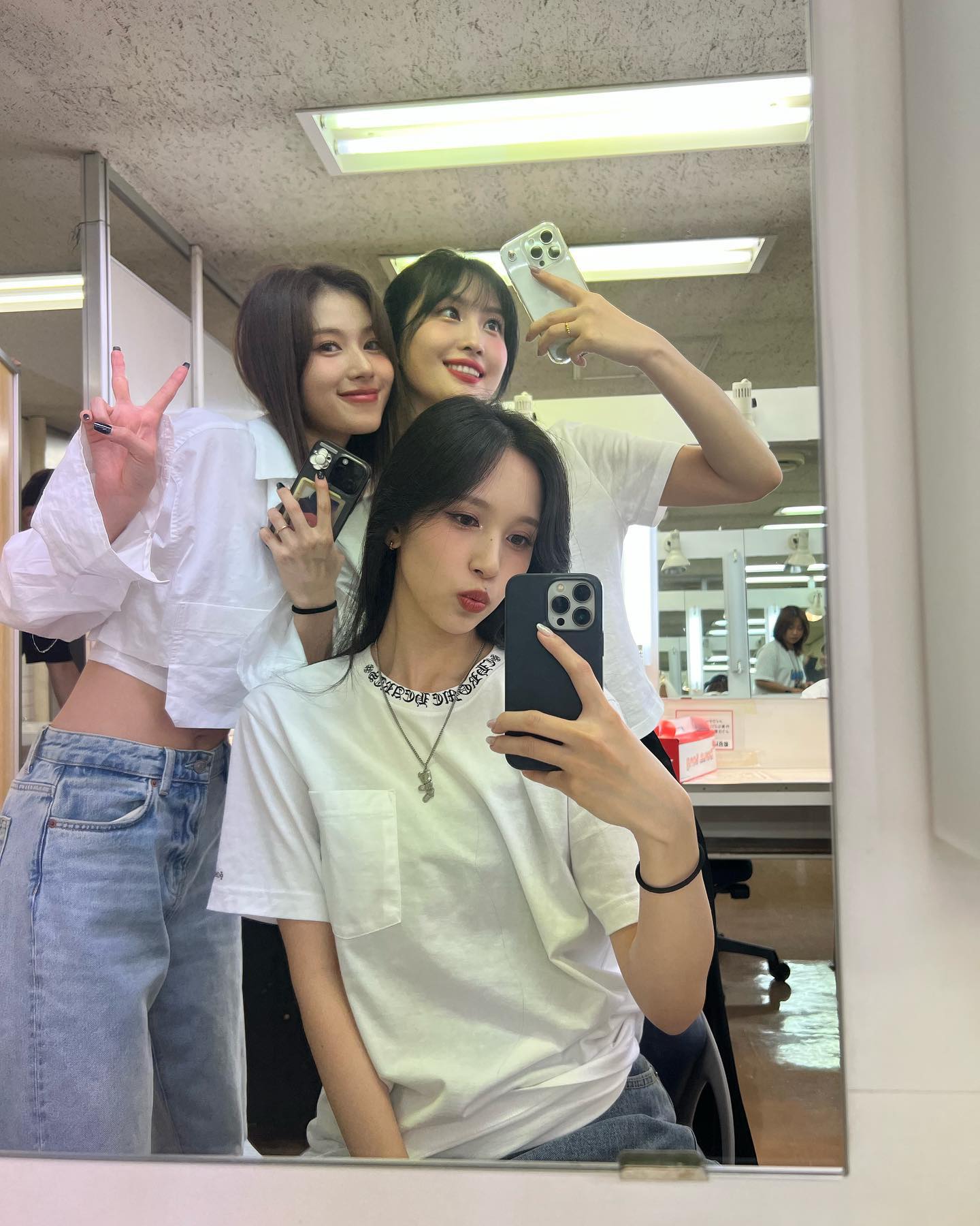 「😍😍😍」「I LOVE YOU MINA」TWICEミナの最新ショット📸