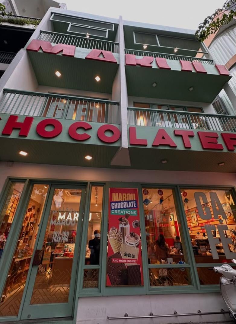 村上佳菜子、ベトナム・ダナンの街歩き満喫「一人旅でも笑顔で楽しんでます」