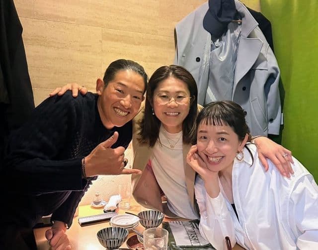 「大好きな女子達」浜口京子、サッカー・澤穂希、ソフトボール・上野由岐子と笑顔満開の３ショットを公開！