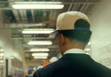 NBA サンズ期待の新星！ルーキーからプロ初オフまでの軌跡“Ryan Dunn On The Rise”公開