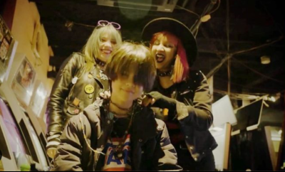 「カッコ良い少年になってるやん」「めっちゃ男前」大人気タレントが12歳長男の素顔を初披露